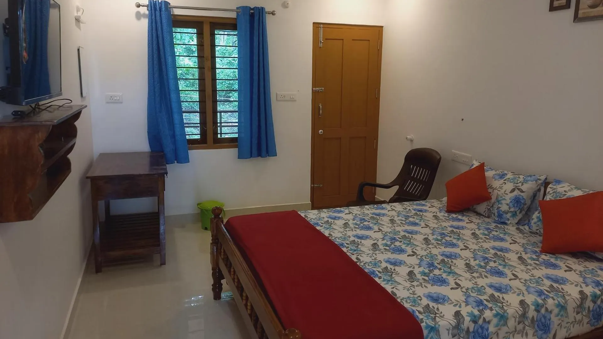Wild Window - Forest View Homestay Thekkady